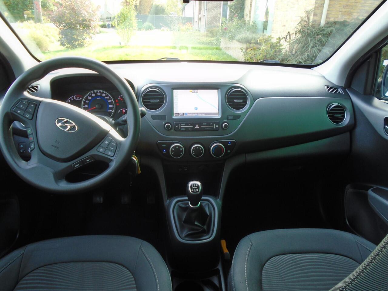 Hyundai I 10 1.0i Comfort NAVIGATOR