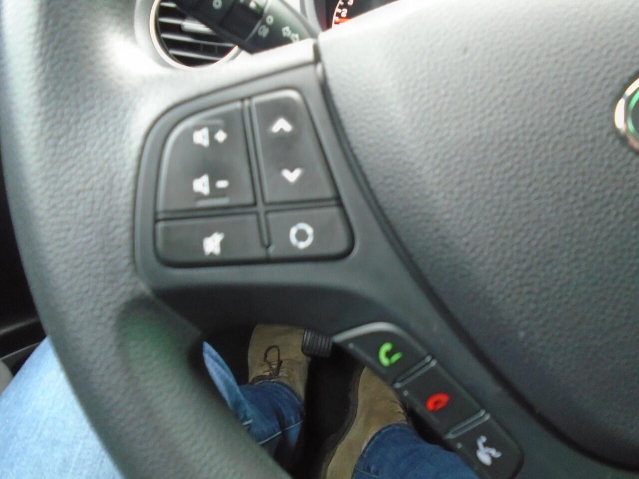 Hyundai I 10 1.0i Comfort NAVIGATOR