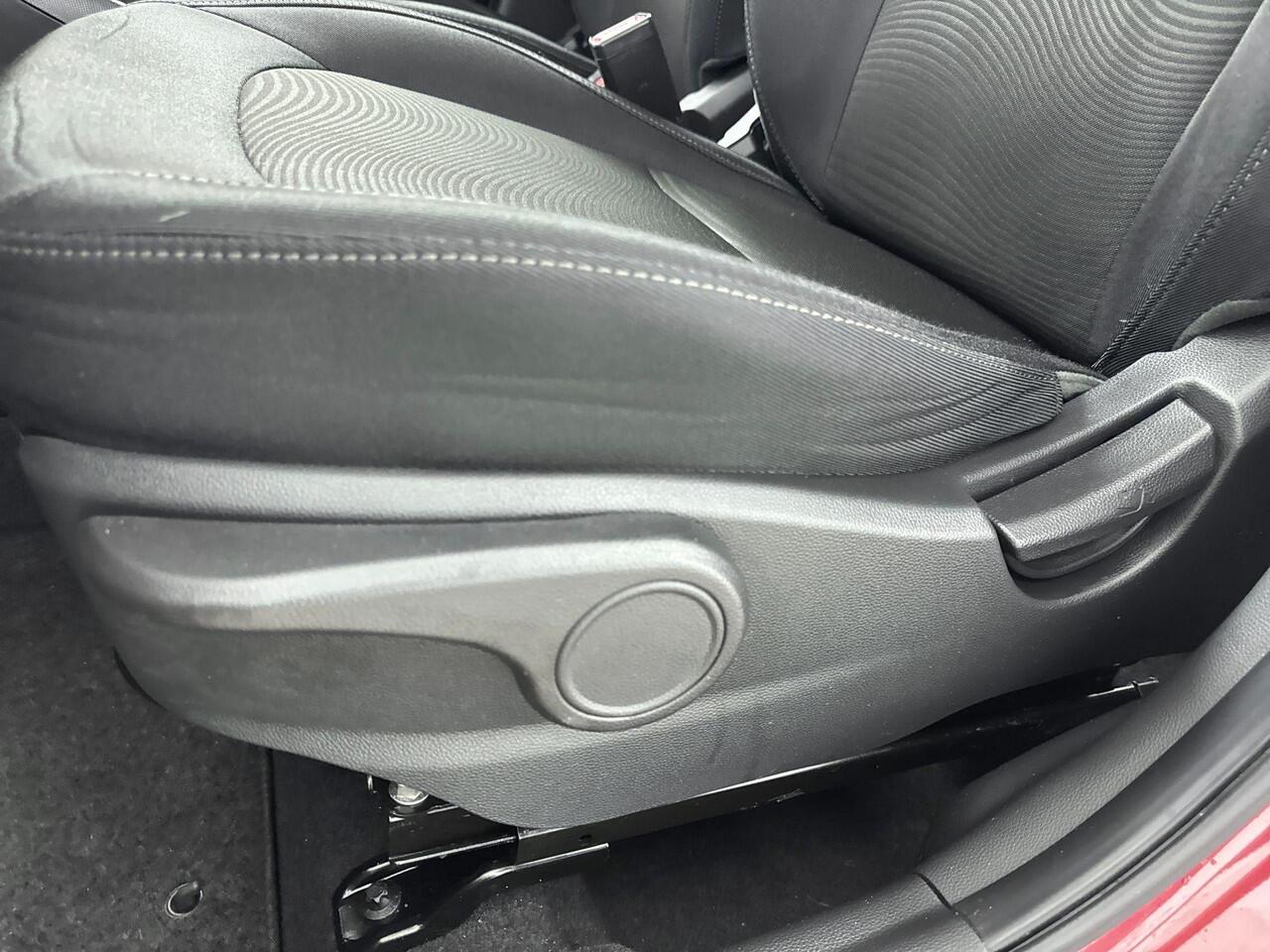 Hyundai I 10 1.0i Comfort | Airco | Cruise Control | Start/stop | Navigatie |