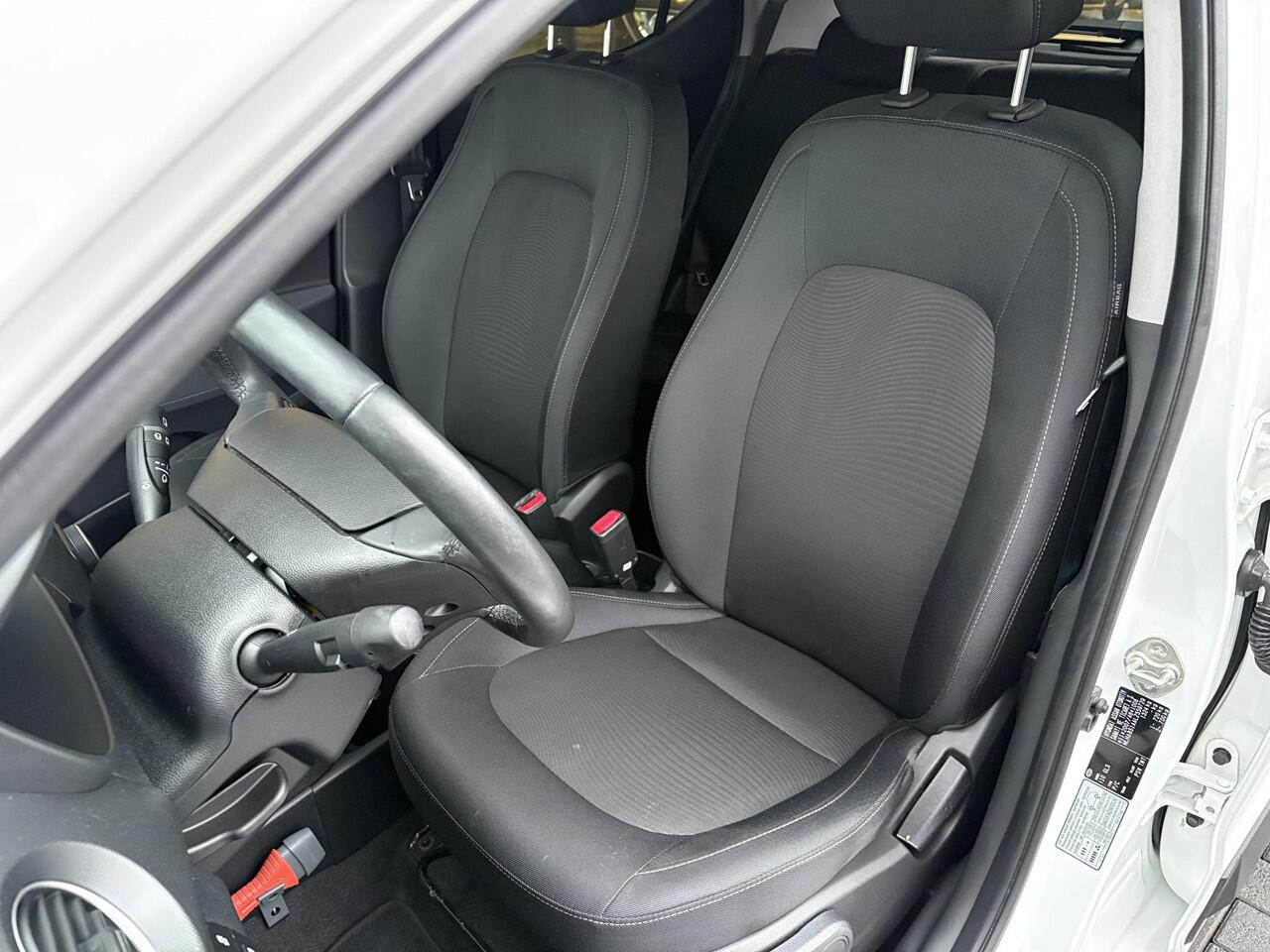 Hyundai I 10 1.0i Premium | Stoelverwarming | Cruise Control | Parkeersensoren | Navigatie & Carplay |