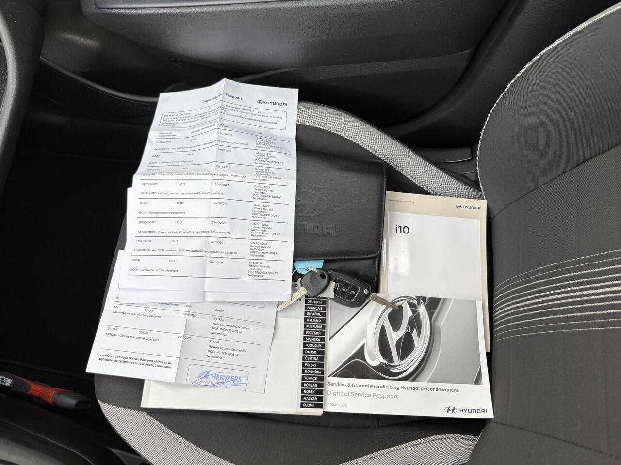 Hyundai I 10 1.0 Comfort Smart / Cruise controle / Apple carplay/Android Auto / Airco / Achteruitrijcamera / Navigatie /