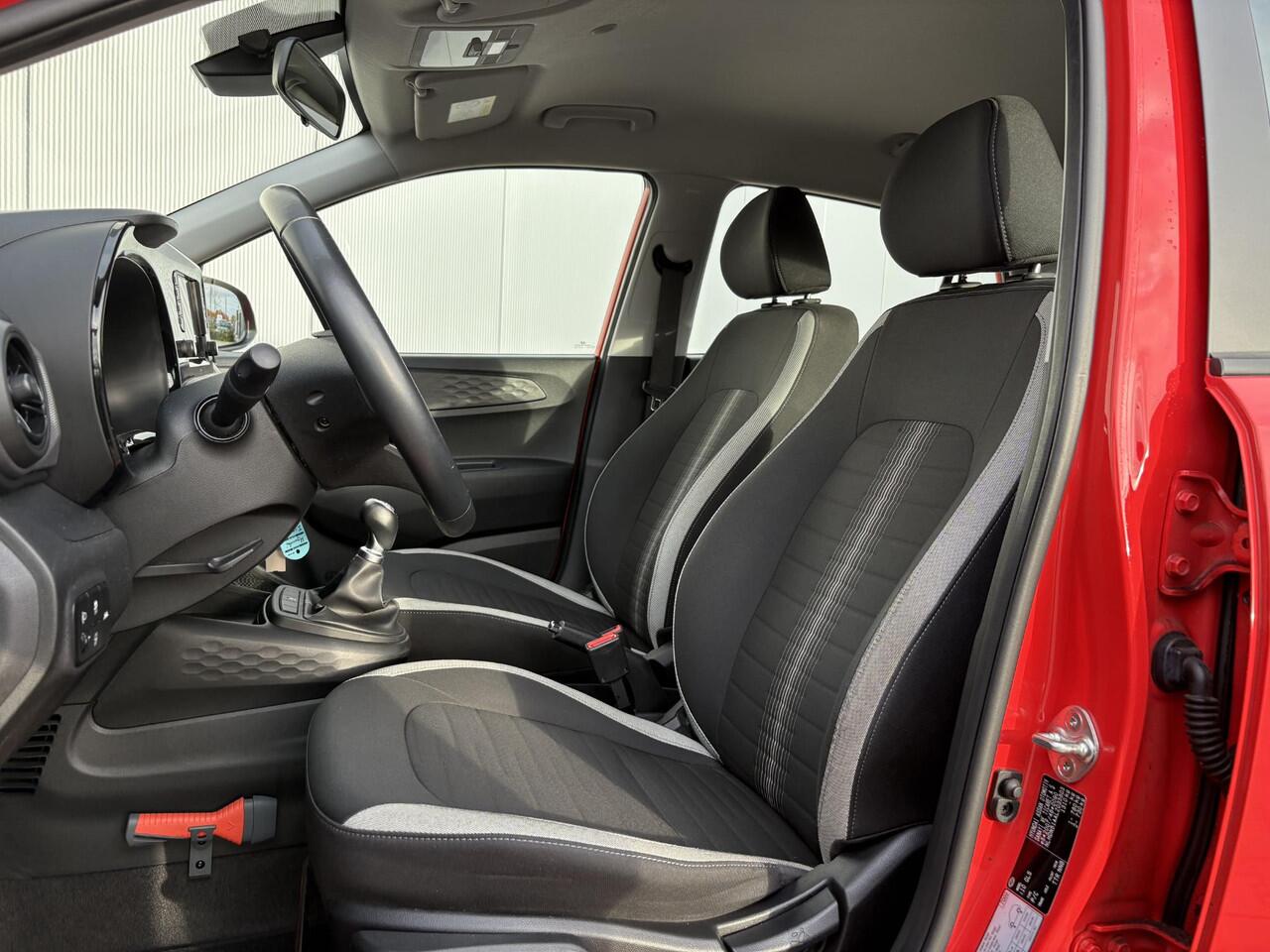 Hyundai I 10 1.0 Comfort Smart / Cruise controle / Apple carplay/Android Auto / Airco / Achteruitrijcamera / Navigatie /