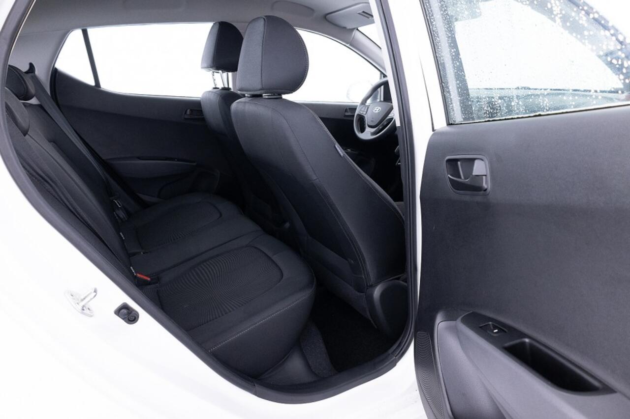 Hyundai I 10 1.0i Comfort 5-drs | AIRCO | NAVI ? 1e Eigenaar