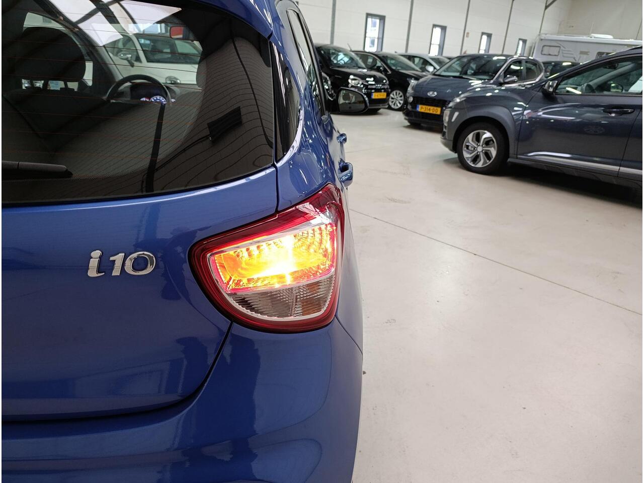 Hyundai I 10 1.0i Comfort Airco | Audio | Cv op afstand