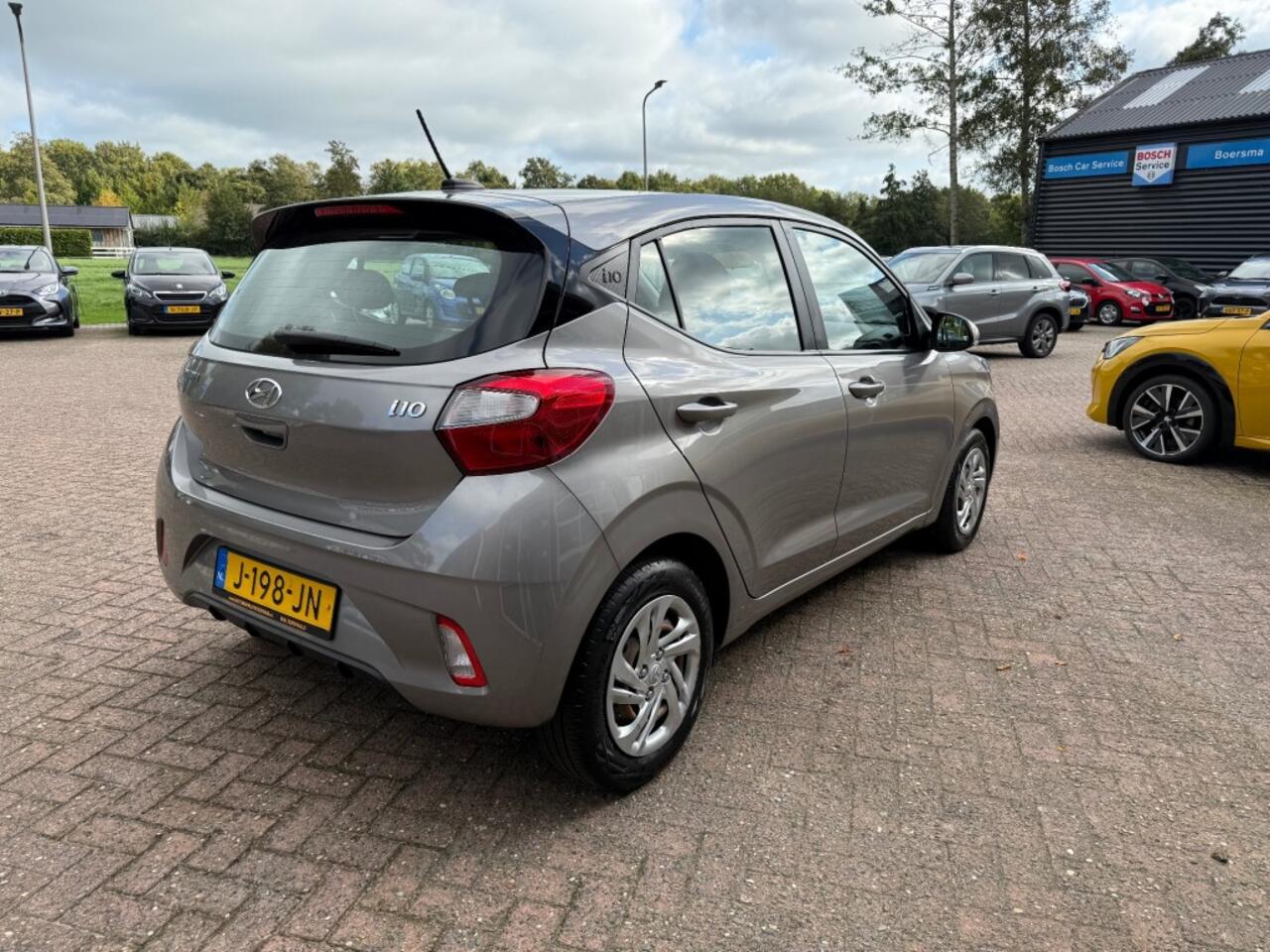 Hyundai I 10 1.0 COMFORT 5-DRS AIRCO/RADIO/CRUISE/ENZ.
