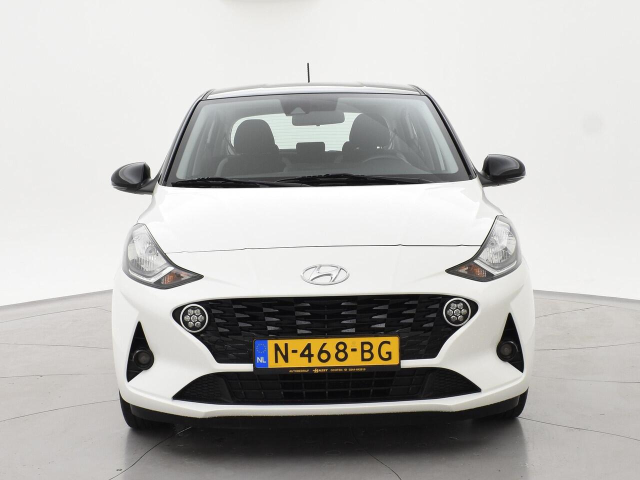 Hyundai I 10 1.0 AUTOMAAT COMFORT 5-ZITS + APPLE CARPLAY | DAB+ | CRUISE CONTROL | TWO-TONE WIT/ZWART