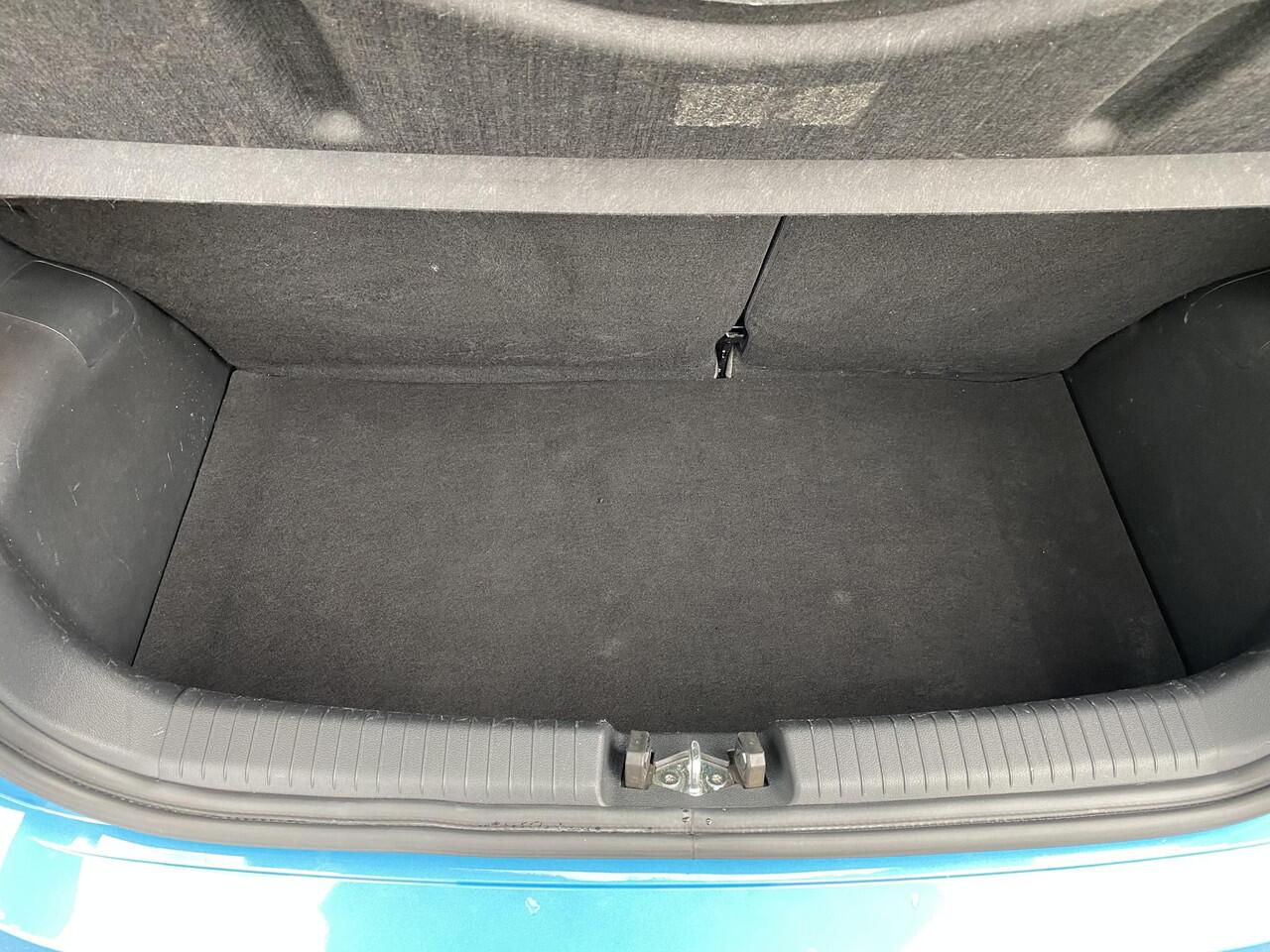 Hyundai I 10 1.0 Comfort Smart Navigatie Apple CarPlay/Android Auto, cruise control, achteruitrij camera, Start/Stop systeem