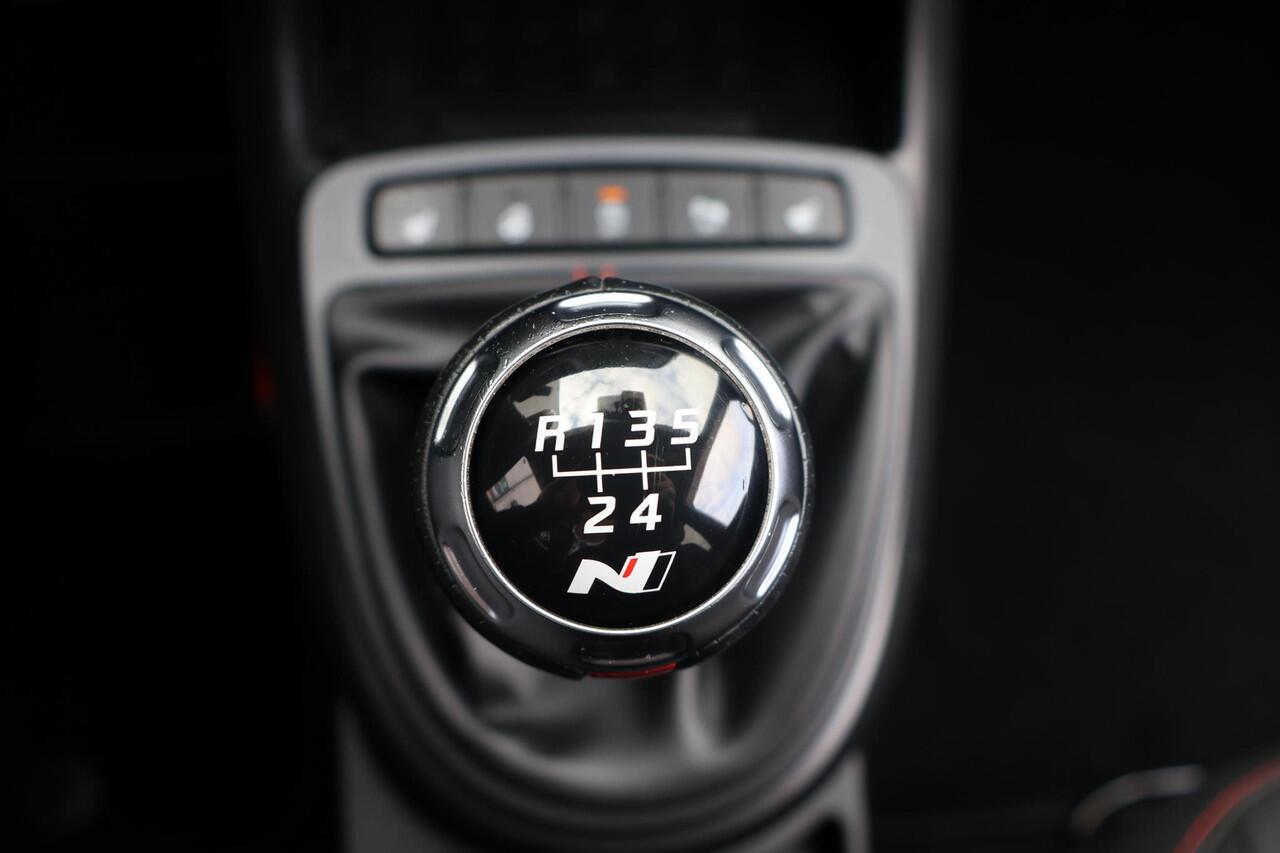 Hyundai I 10 1.0 T-GDI N Line 5-zits 1e Eigenaar | Dealer Onderh | NL-Auto | BTW | Camera | Navi | Winterpack | Carplay | PDC | Full Led | Start/Stop | Hill-Hold