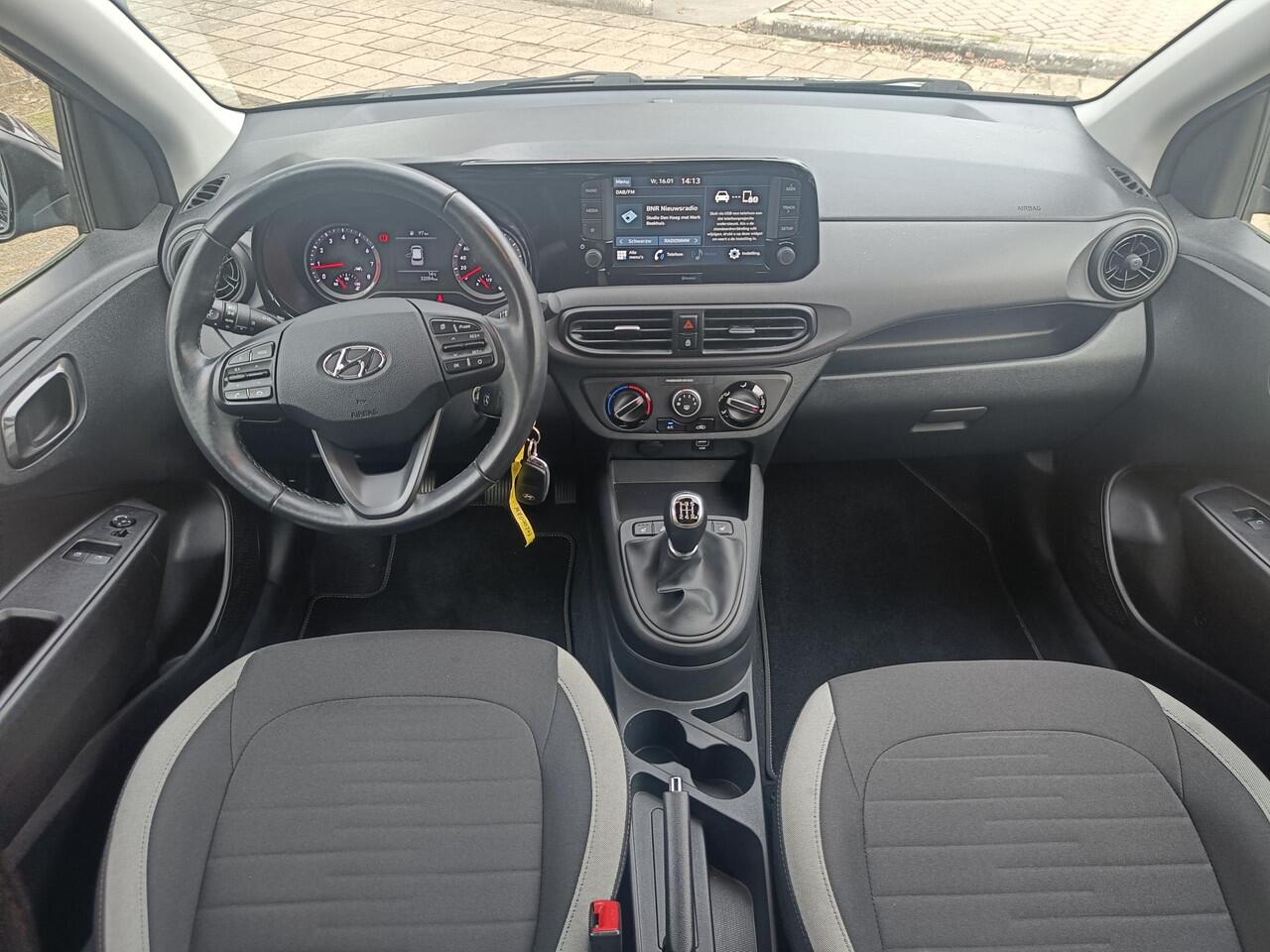 Hyundai I 10 1.0 Comfort 5-zits Android auto//Lichtmetalen velgen//parkeerhulp//stoelverwarming