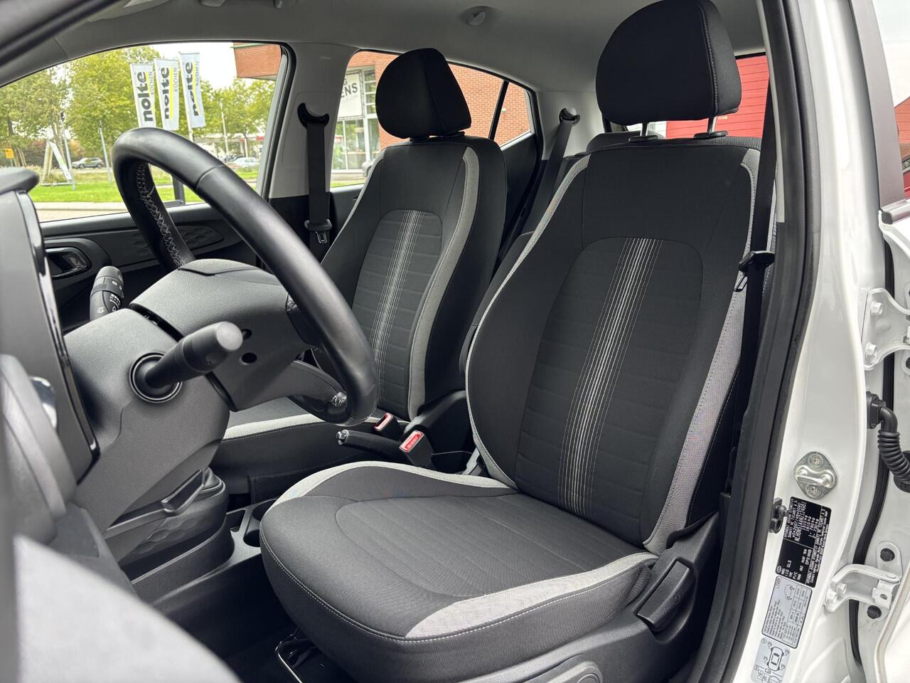 Hyundai I 10 1.0 Comfort | Apple Carplay/Android Auto | Two-Tone Lakkleur | Cruise Control | Airco | Bluetooth Tel. | DAB | Rijklaarprijs!