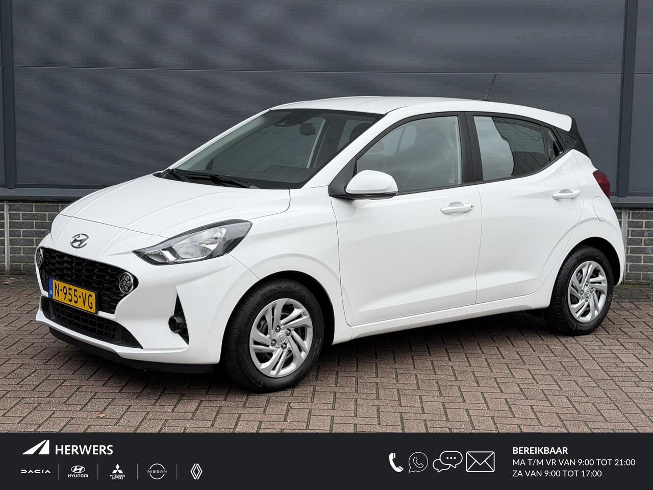 Hyundai I 10 1.0 Comfort Smart / Dealer Onderhouden / Navigatie / Apple Carplay & Android Auto / Achteruitrijcamera / Airco /