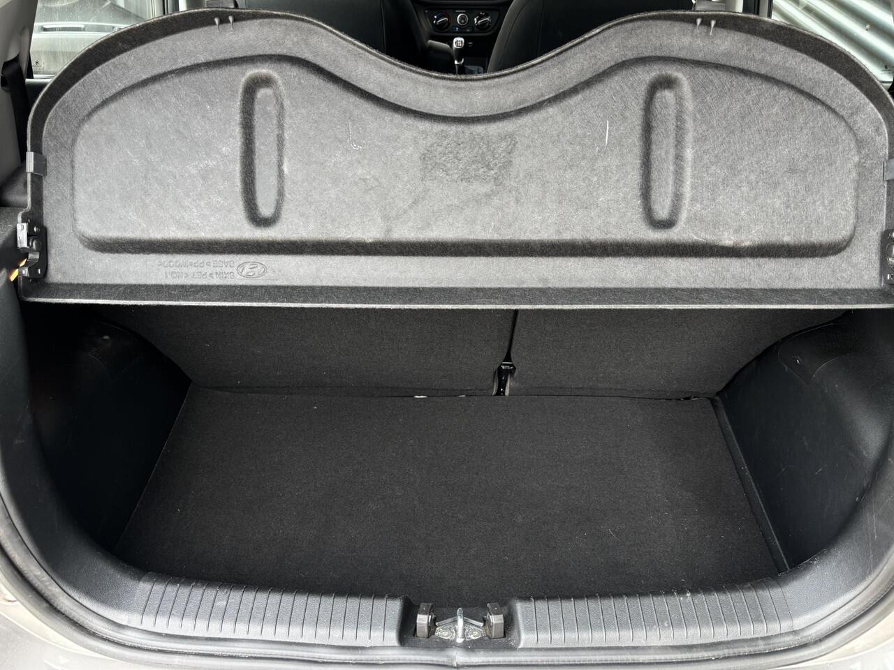 Hyundai I 10 1.0 Comfort Smart | Contrasterende dakkleur | Navigatie & Multimedia| Camera | | 1ste eigenaar |