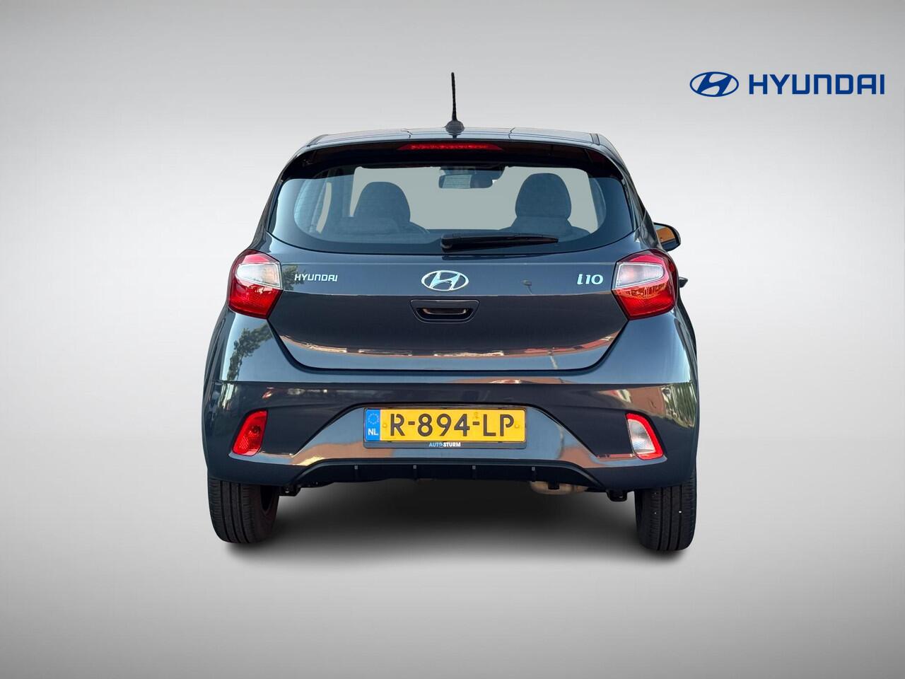 Hyundai I 10 1.0 Comfort | Apple Carplay/Android Auto | LM Velgen | Cruise Control | Airco | DAB | Bluetooth Tel. | Rijklaarprijs!