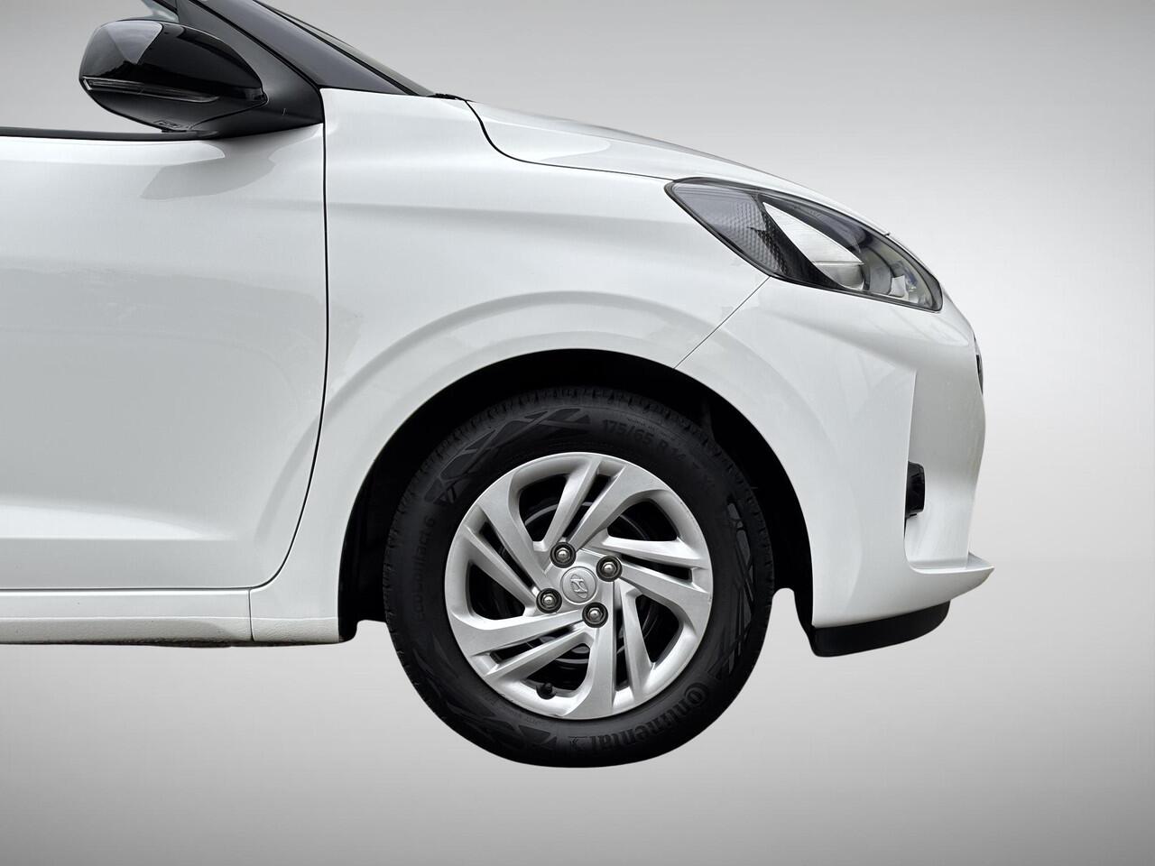 Hyundai I 10 1.0 Comfort | Apple Carplay/Android Auto | Two-Tone Lakkleur | Cruise Control | Airco | Bluetooth Tel. | DAB | Rijklaarprijs!