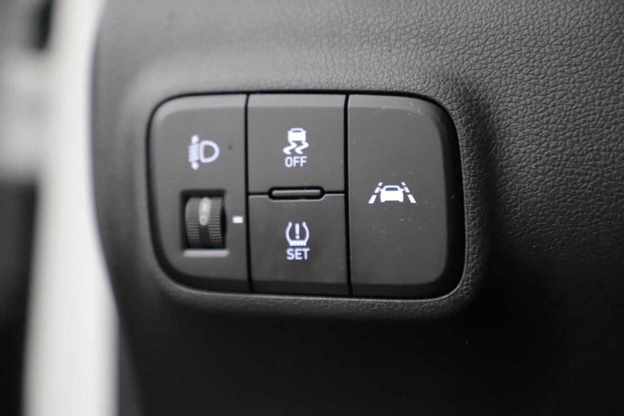 Hyundai I 10 1.0 Comfort Carplay Android Navigatie Airco Cruise Control LED Rijstrooksensor