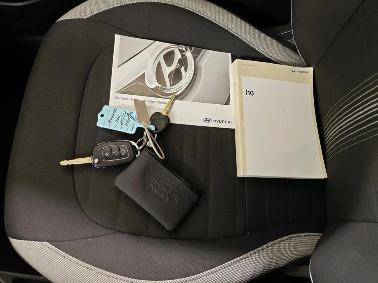 Hyundai I 10 1.0 Comfort 1e Eigenaar | BTW | NAP | Volledig Onderh | Carplay | DAB | Cruise | Bots | LED | Multi Media | Start/Stop