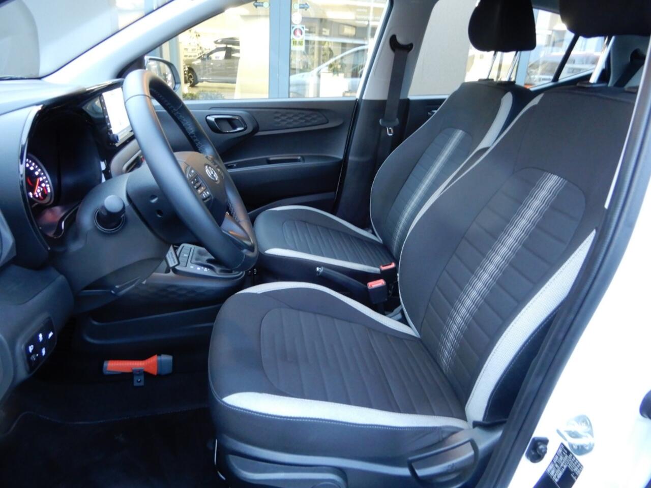 Hyundai I 10 1.0 Comfort Smart | 2.165 KM ! | AUTOMAAT | 5-pers | NL auto |