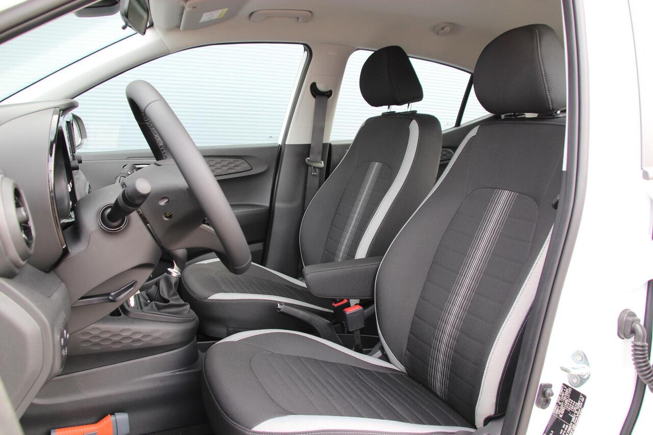 Hyundai I 10 1.0 Comfort Smart | Navigatie | Camera | Apple Carpaly/Android Auto | Cruise Control | Airco | Bluetooth Tel.