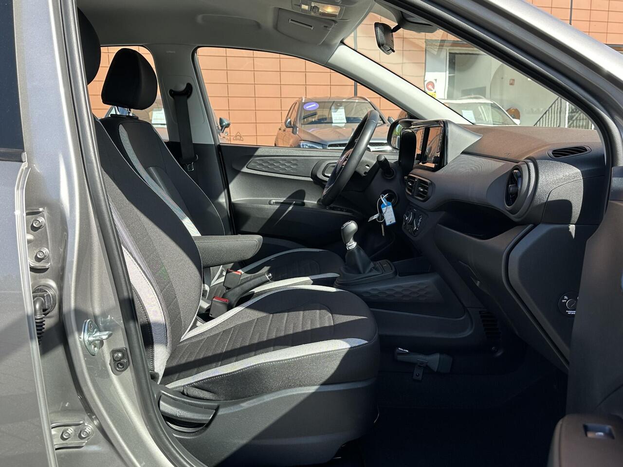 Hyundai I 10 1.0 Comfort Smart | Navigatie | Camera | Apple Carplay/Android Auto | Cruise Control | Airco | Rijklaarprijs!