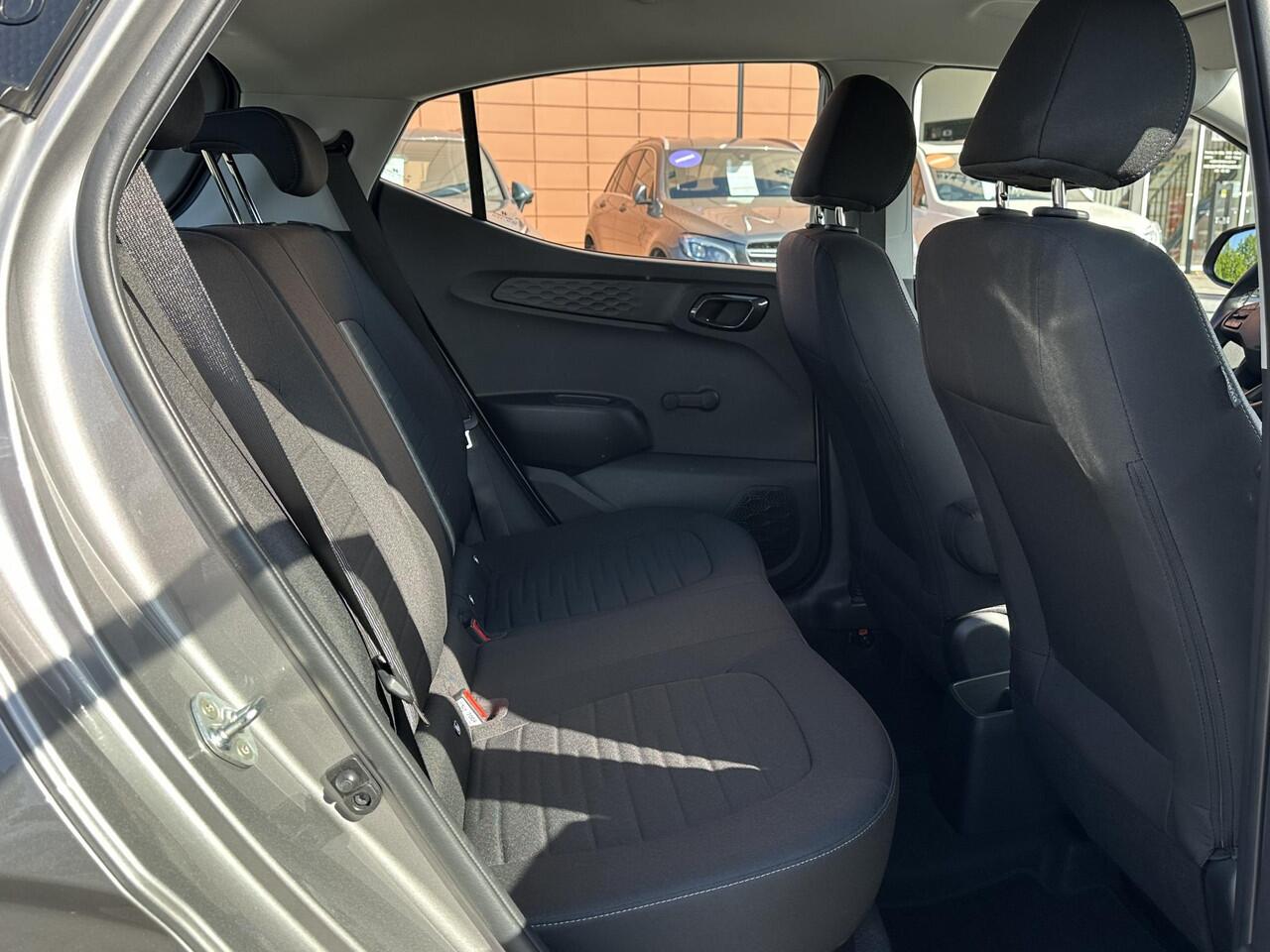 Hyundai I 10 1.0 Comfort Smart | Navigatie | Camera | Apple Carplay/Android Auto | Cruise Control | Airco | Rijklaarprijs!