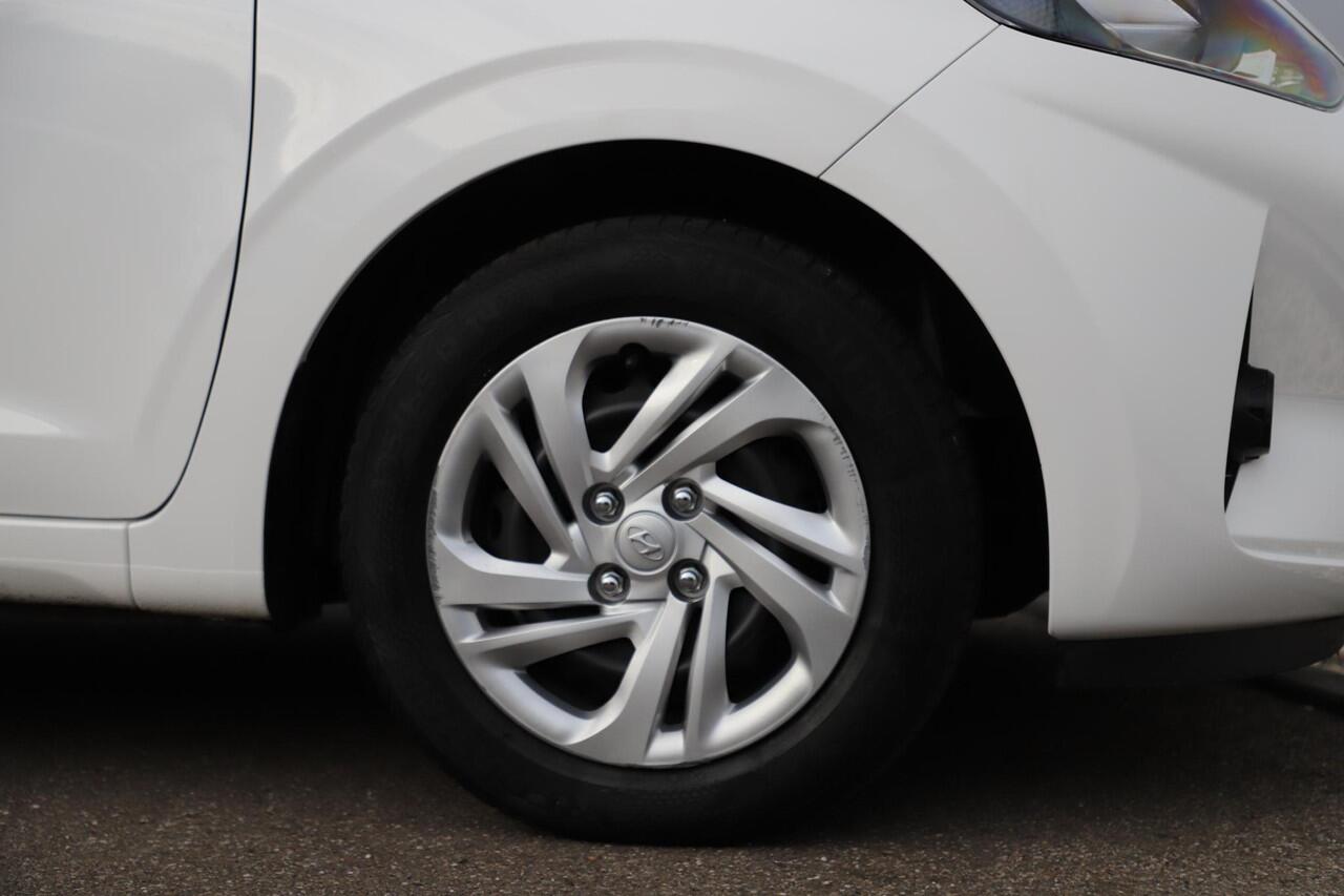 Hyundai I 10 1.0 Comfort Carplay Android Navigatie Airco Cruise Control Rijstrooksensor