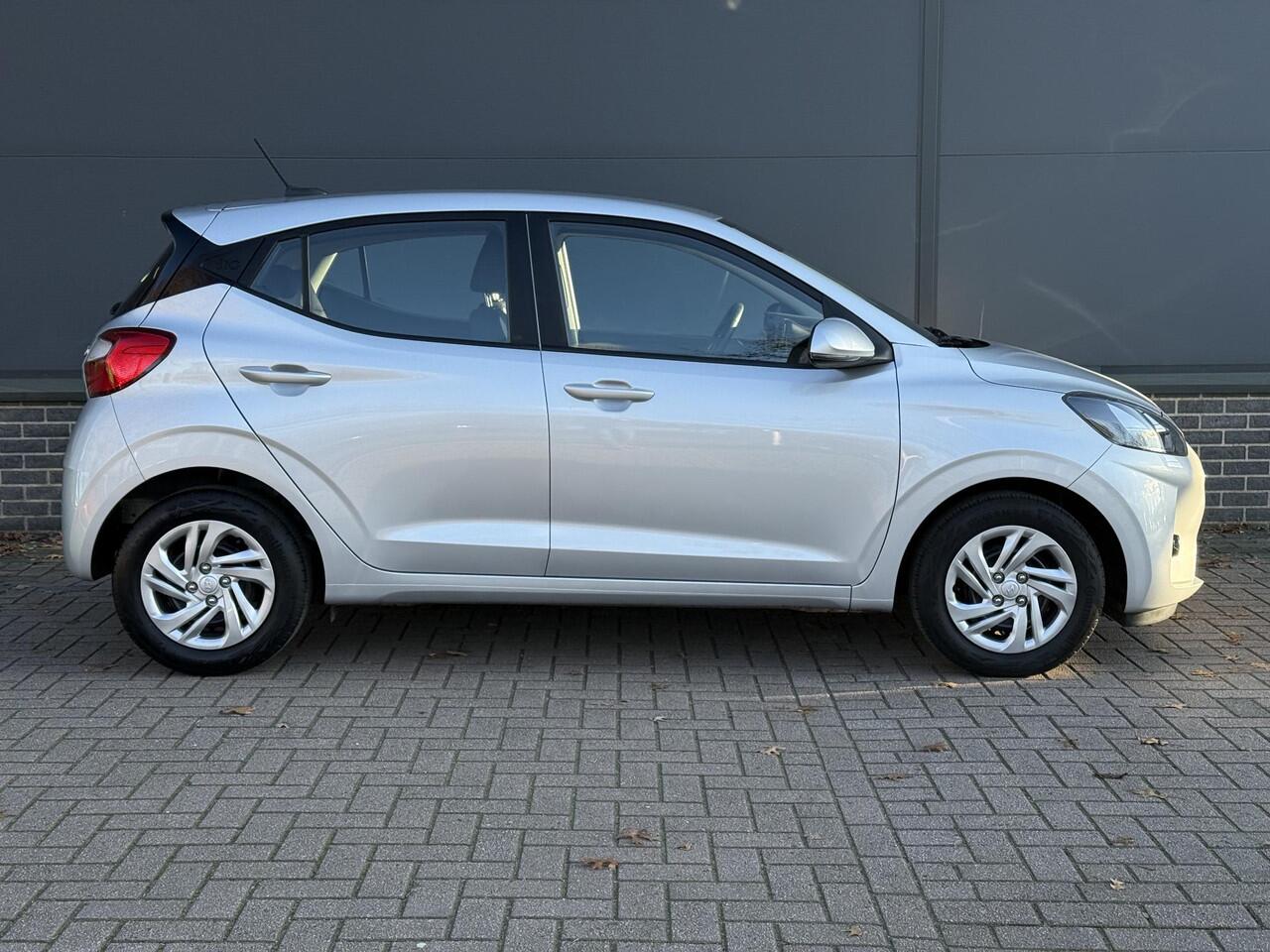Hyundai I 10 1.0 Comfort 5-zits / Dealer Onderhouden / Apple Carplay&Android Auto / Airco / Cruise / DAB /