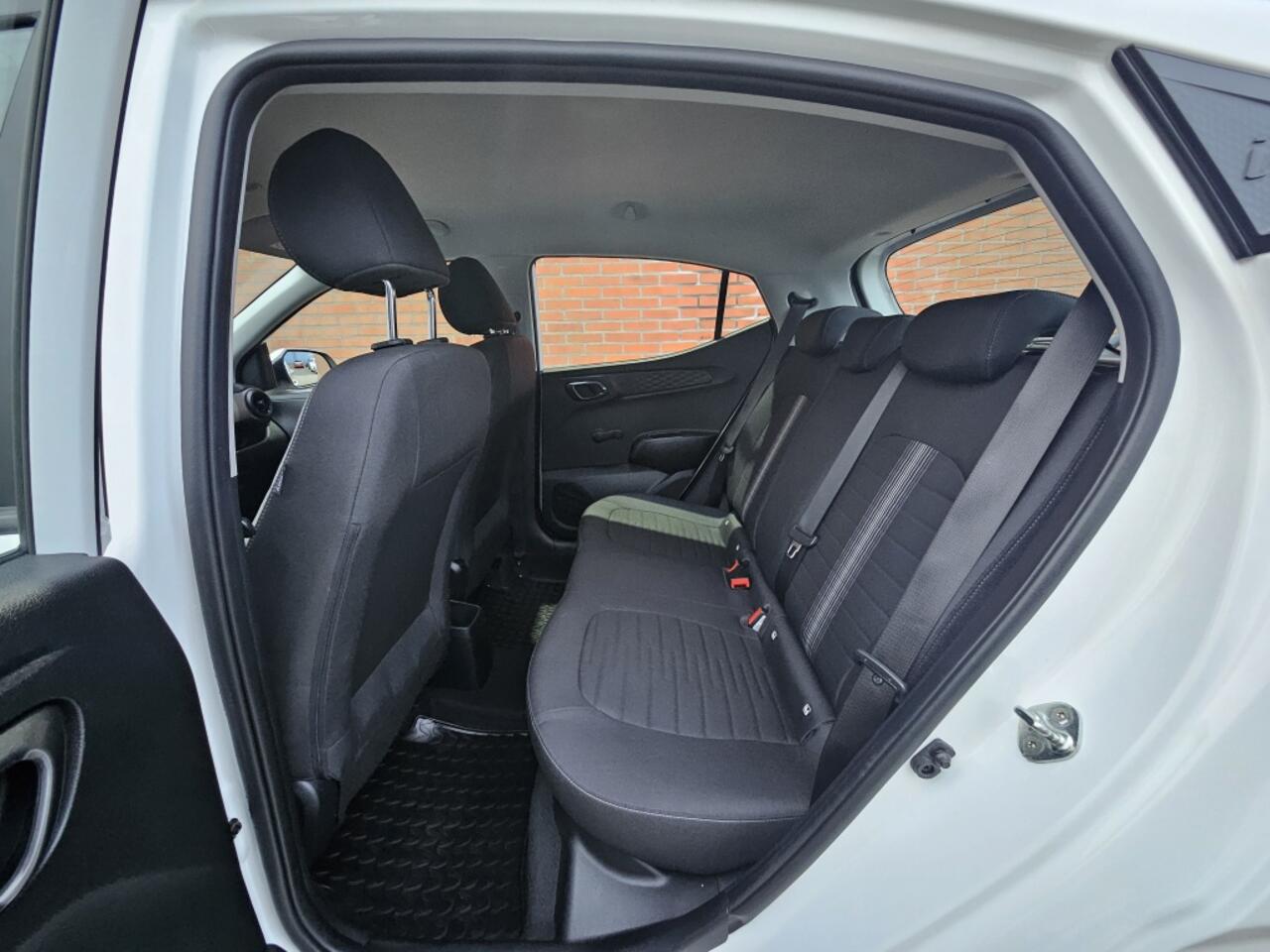 Hyundai I 10 1.0 Comfort 5-zits Automaat Winterpack Carplay