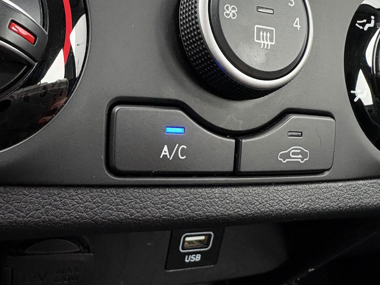 Hyundai I 10 1.0 Comfort Smart / Navigatie / Android Auto/Apple Carplay / Achteruitrijcamera /