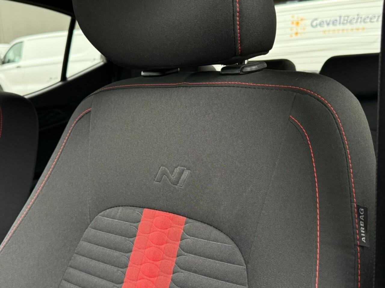 Hyundai I 10 1.0 T-GDI N Line 5-zits 101 PK I Carplay I Camera I Stoel/Stuurverw. I Rijklaar I Navi I Clima I Cruise
