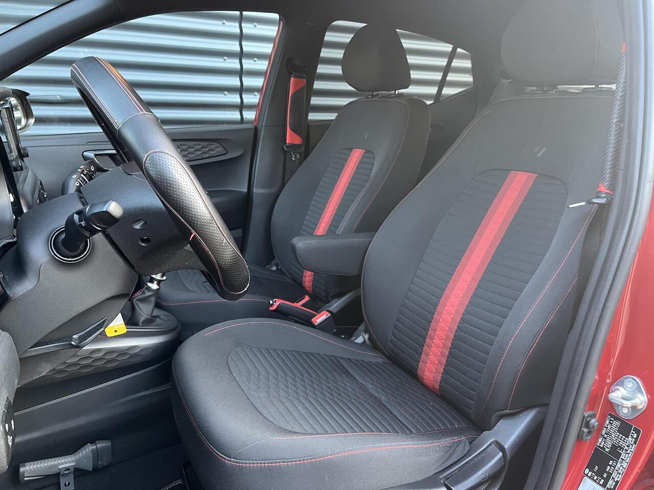 Hyundai I 10 1.0 T-GDI 100PK N Line 5-zits | Navigatie | Achteruitrijcamera | N-Line Pack | Contrasterende dakkleur | Apple Carplay & Android auto |