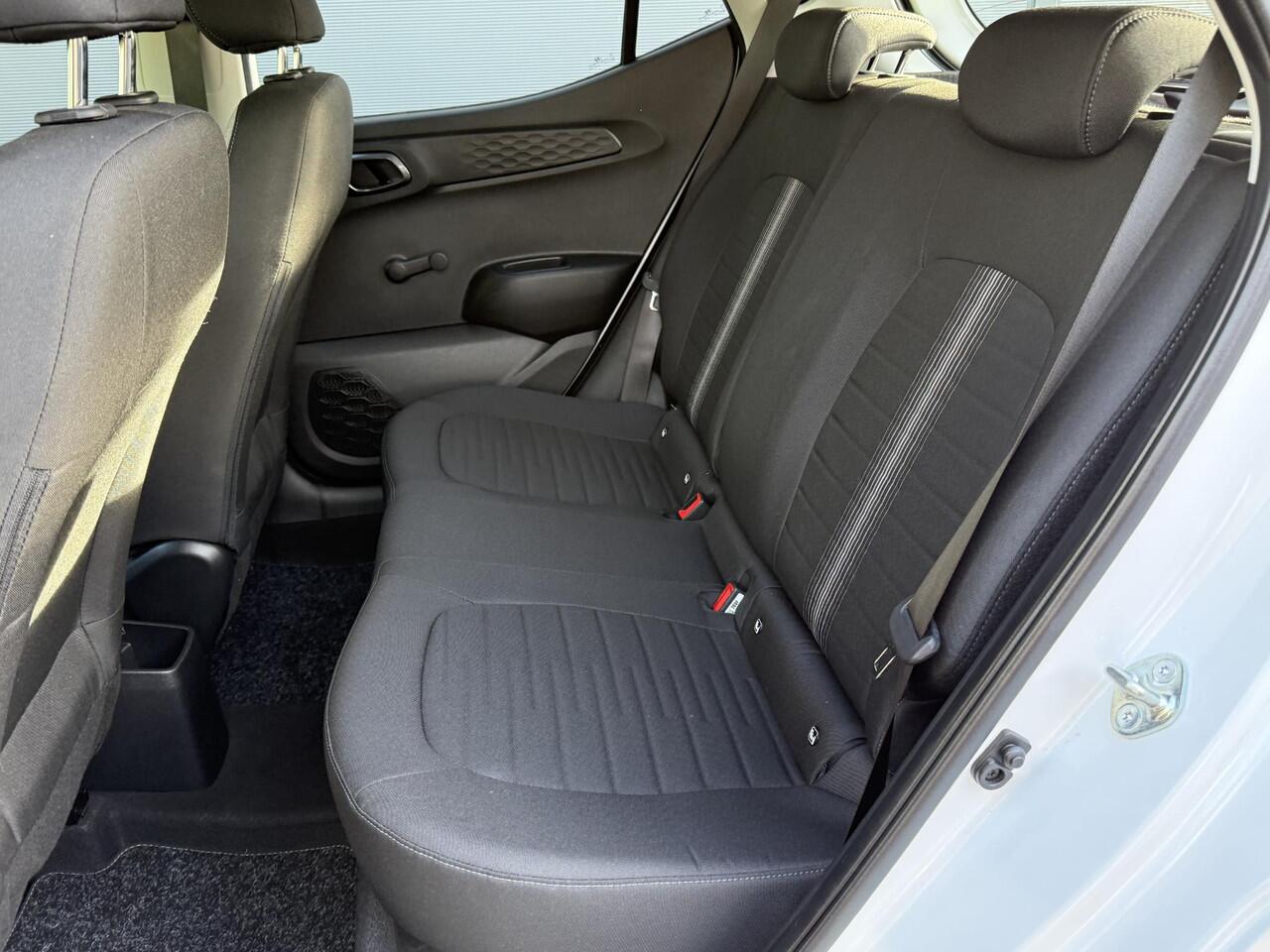 Hyundai I 10 1.0 Comfort / Eerste Eigenaar / Airco / Cruise / Apple Carplay&Android Auto /