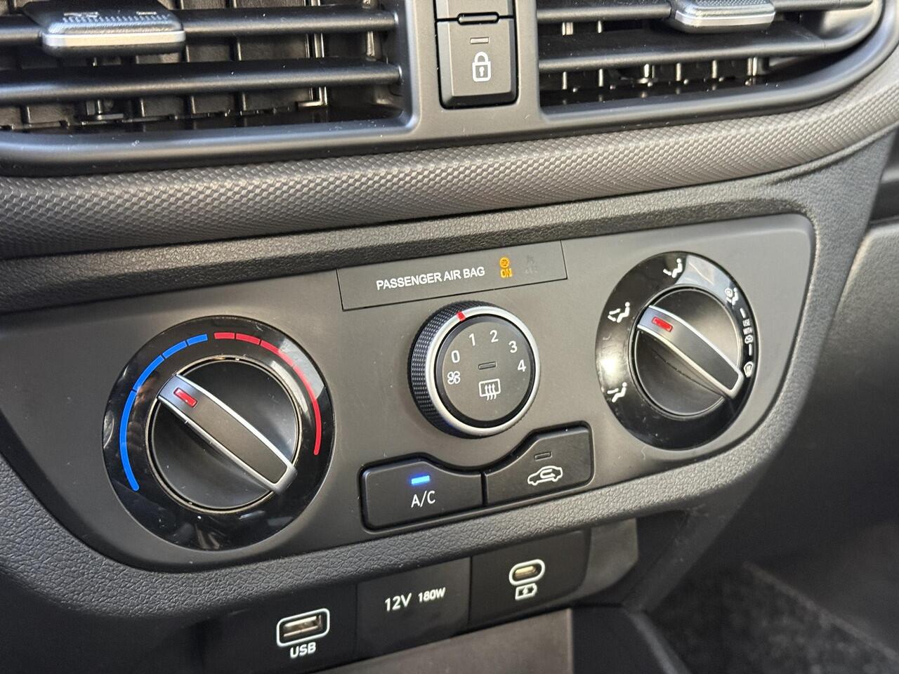 Hyundai I 10 1.0 Comfort / Eerste Eigenaar / Airco / Cruise / Apple Carplay&Android Auto /