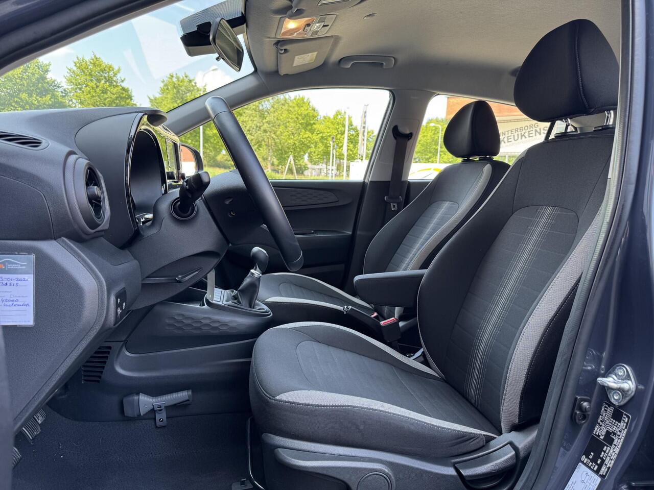 Hyundai I 10 1.0 Comfort Smart Nieuw Model! | Navigatie | Camera | Apple Carplay/Android Auto | Cruise Control | Airco | Rijklaarprijs!