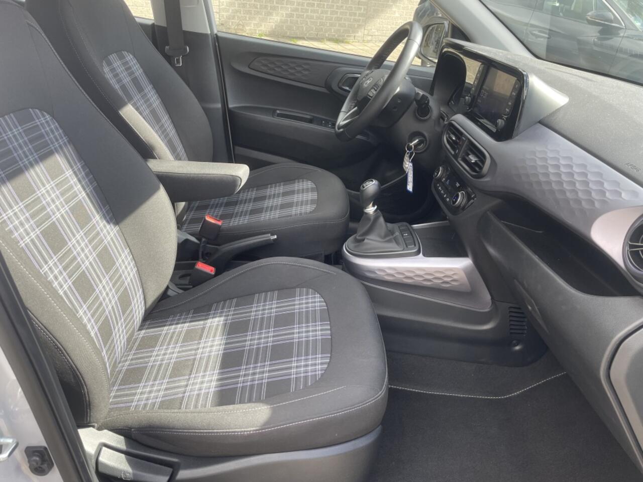 Hyundai I 10 1.0 Premium*RIJKLAARPRIJS*