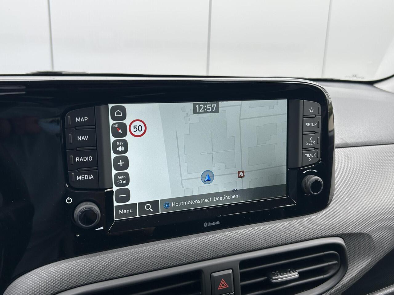 Hyundai I 10 1.0 Comfort / Airco / Navigatie / Camera / Bluetooth / Cruise Control /