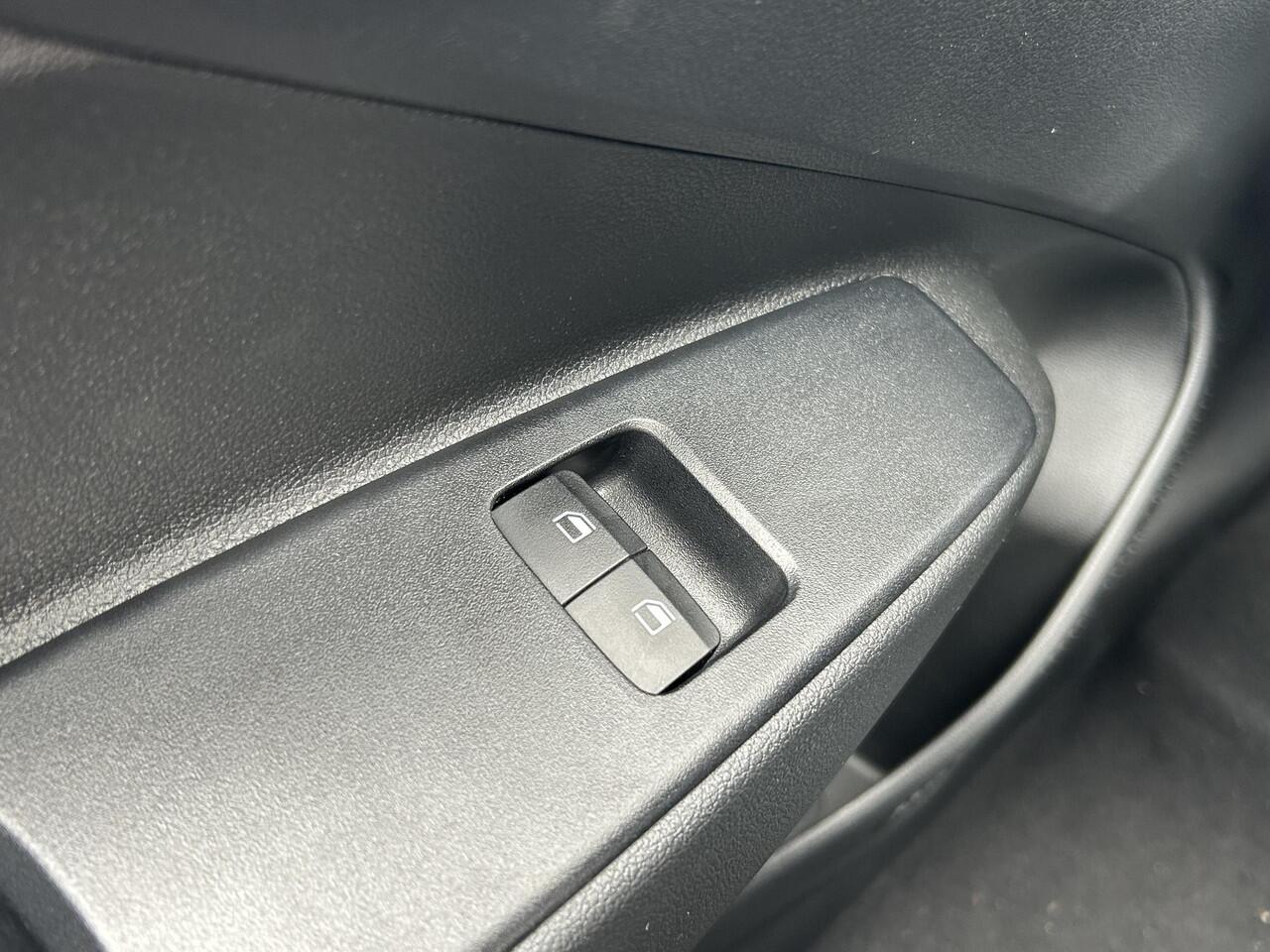 Hyundai I 10 1.0 Comfort / Airco / Navigatie / Camera / Bluetooth / Cruise Control /