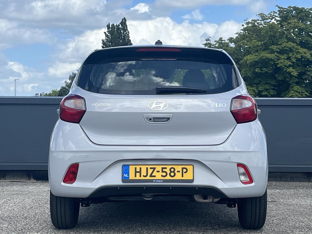 Hyundai I 10 1.0 67PK Comfort Smart 5-zits Automaat | Direct leverbaar | Camera | Geïntegreerde navigatiesysteem | Fabrieksgarantie 05-2030 |