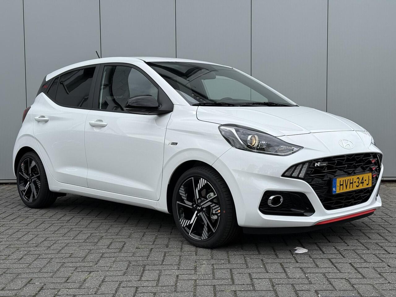 Hyundai I 10 1.0 T-GDI N Line 5-zits / 90 PK / Navigatie / Achteruitrijcamera / Climate & Cruise Control / Zwart Dakhemel / Stoel- & Stuurverwarming / Elek. Ramen Voor + Achter /