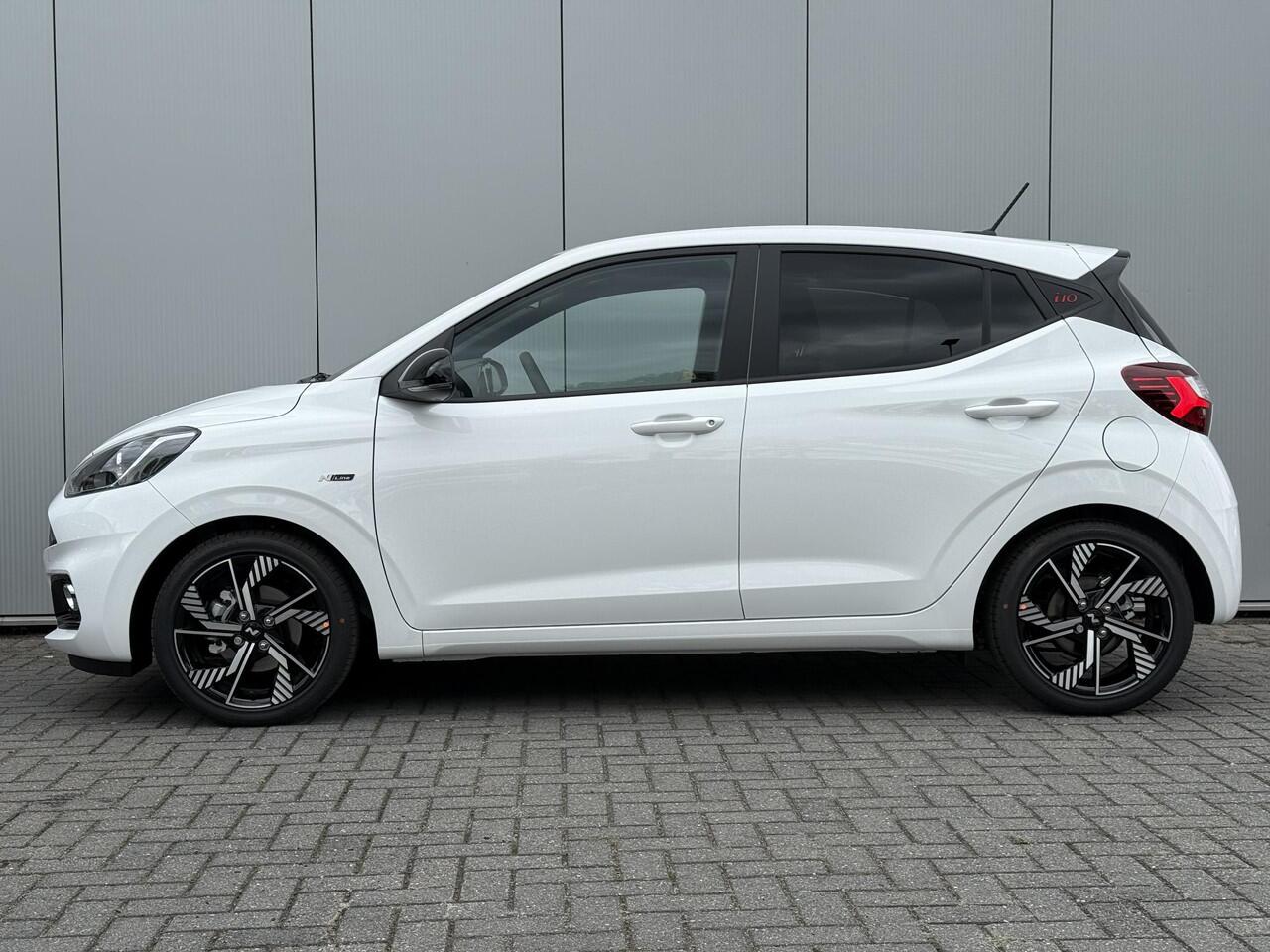 Hyundai I 10 1.0 T-GDI N Line 5-zits / 90 PK / Navigatie / Achteruitrijcamera / Climate & Cruise Control / Zwart Dakhemel / Stoel- & Stuurverwarming / Elek. Ramen Voor + Achter /