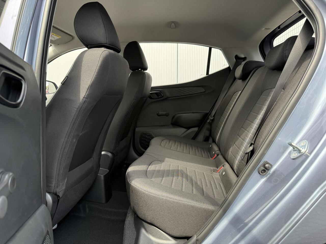 Hyundai I 10 Comfort / ¤1250 Voordeel / Navigatie / Achteruitrijcamera / Parkeersensoren Achter / Airco / Cruise Control / Snel Leverbaar! /