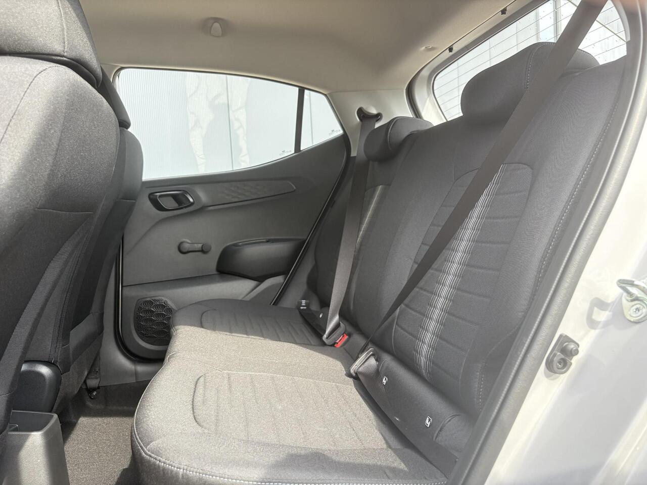 Hyundai I 10 1.0 Comfort / ¤1250 Voordeel / Airco/ Cruise control/ Apple carplay/Android Auto/ Navigatie/