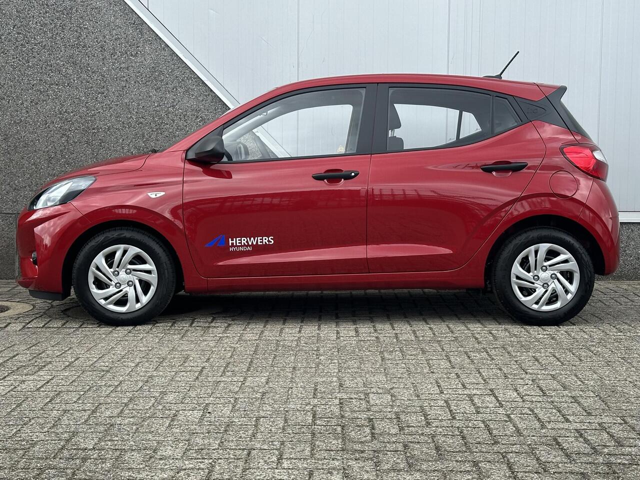 Hyundai I 10 1.0 Comfort / Navigatie / Achteruitrijcamera / Cruise Control / Airco / Snel Leverbaar! /