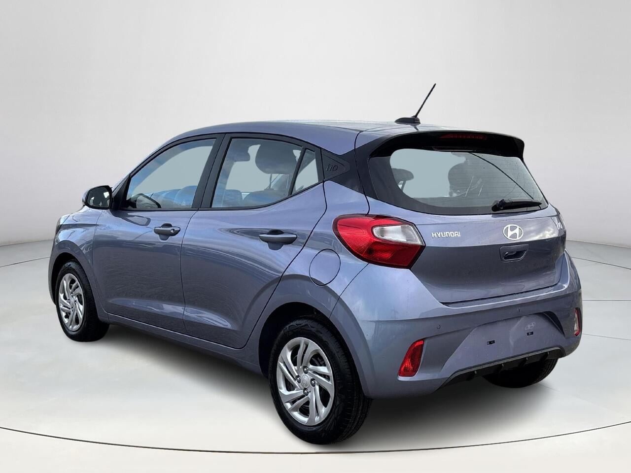 Hyundai I 10 1.0 Comfort Smart | 2.750,- korting! | Uit voorraad leverbaar ! | Airco | Achteruitrijcamera | Lederen stuurwiel | Active lane-keeping | Navigatie | Apple carplay/ Android auto |