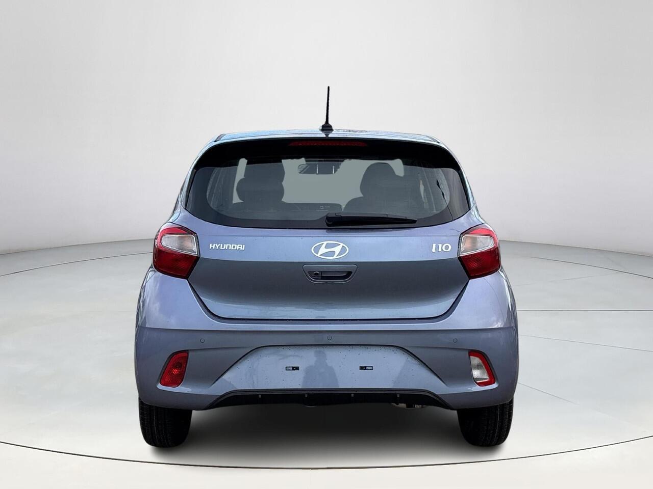 Hyundai I 10 1.0 Comfort Smart | 2.750,- korting! | Uit voorraad leverbaar ! | Airco | Achteruitrijcamera | Lederen stuurwiel | Active lane-keeping | Navigatie | Apple carplay/ Android auto |