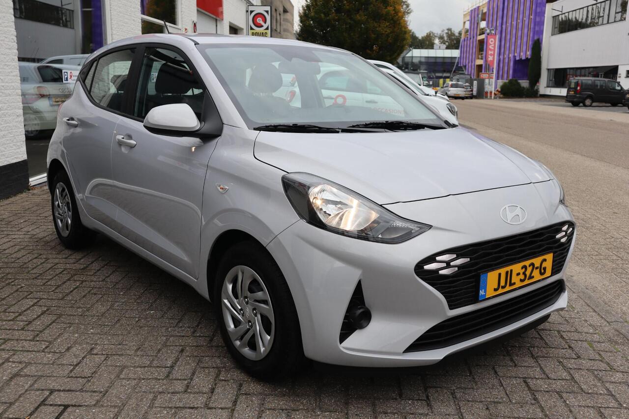 Hyundai I 10 1.0 PREMIUM CAMERA|PARK|NAVIGATIE|CRUISE|NIEUWSTAAT
