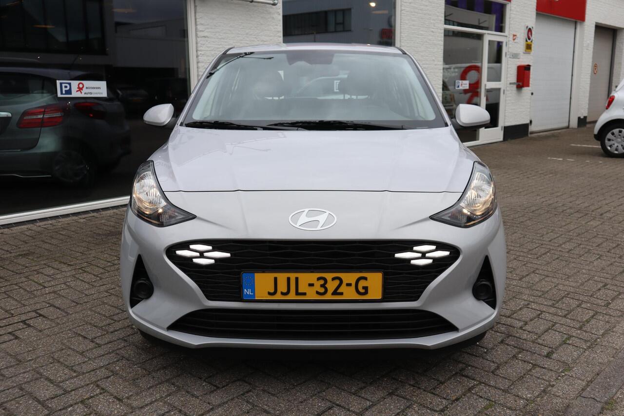Hyundai I 10 1.0 PREMIUM CAMERA|PARK|NAVIGATIE|CRUISE|NIEUWSTAAT