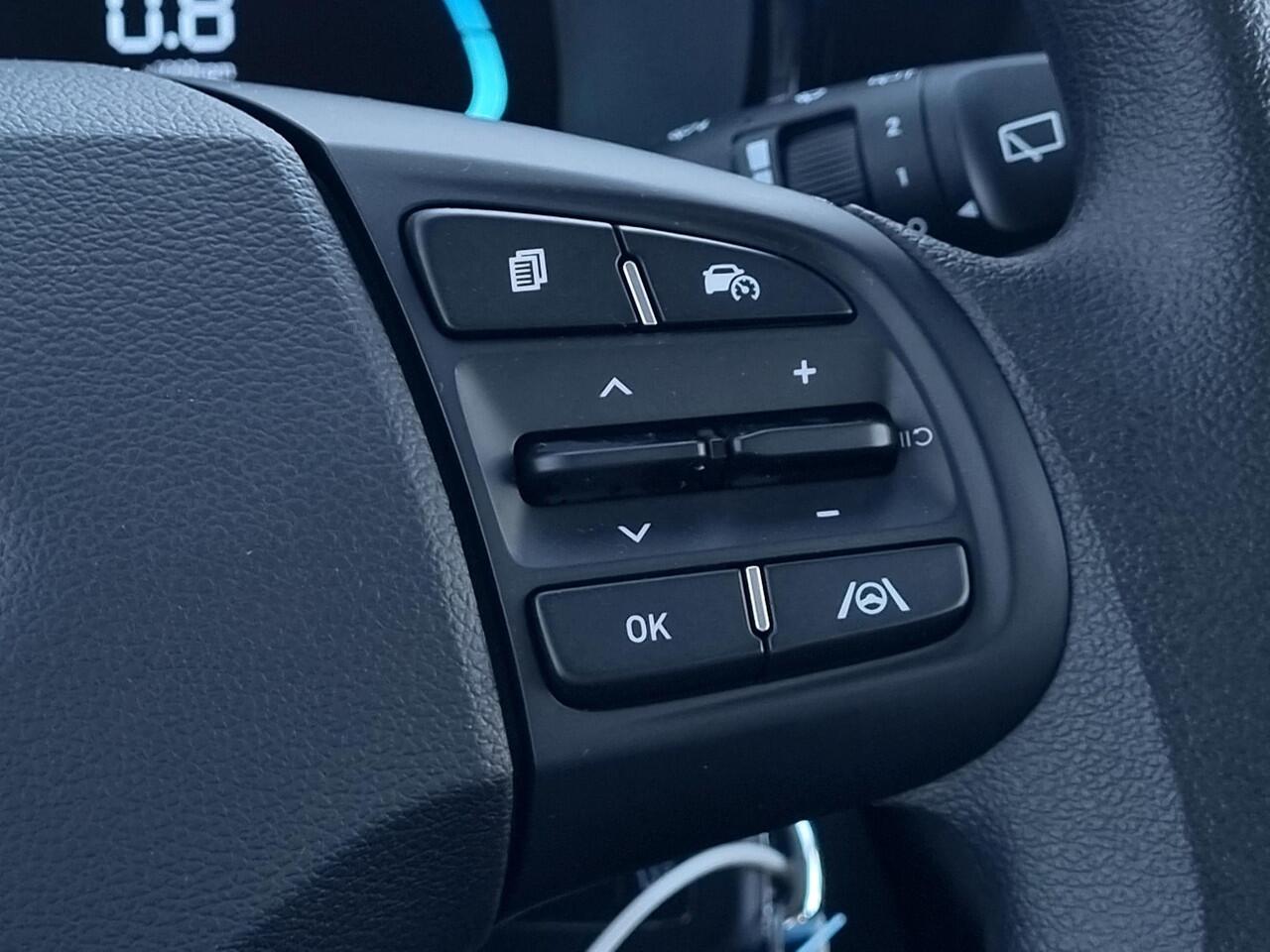 Hyundai I 10 Comfort Limited Automaat / Navigatie / Airco / Achteruitrijcamera / Snel Leverbaar! / Rijklaarprijs