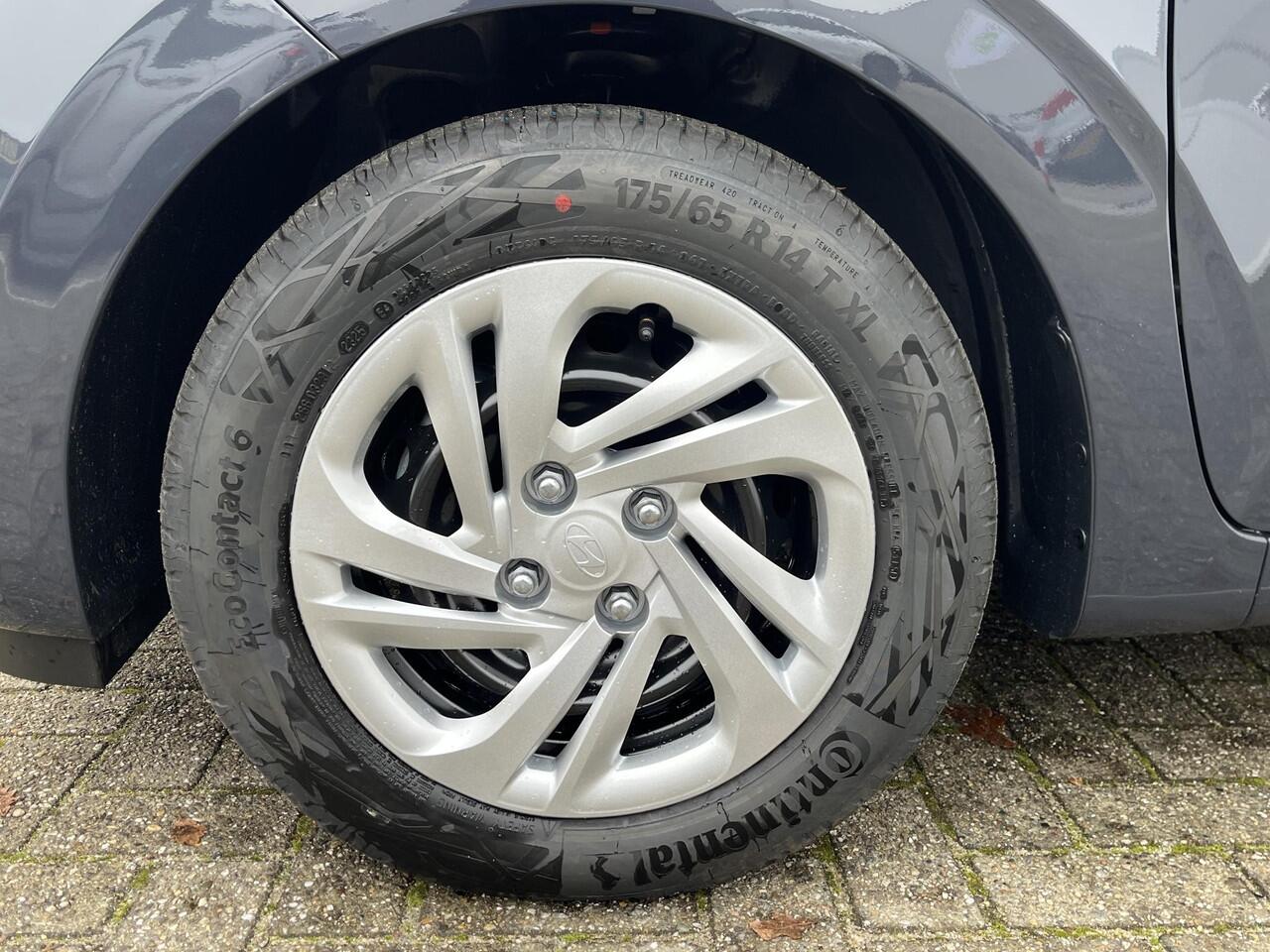 Hyundai I 10 1.0i AT Comfort Limited / ruim uit voorraad leverbaar / automaat / Apple Carplay/Android Auto / achteruitrijcamera /