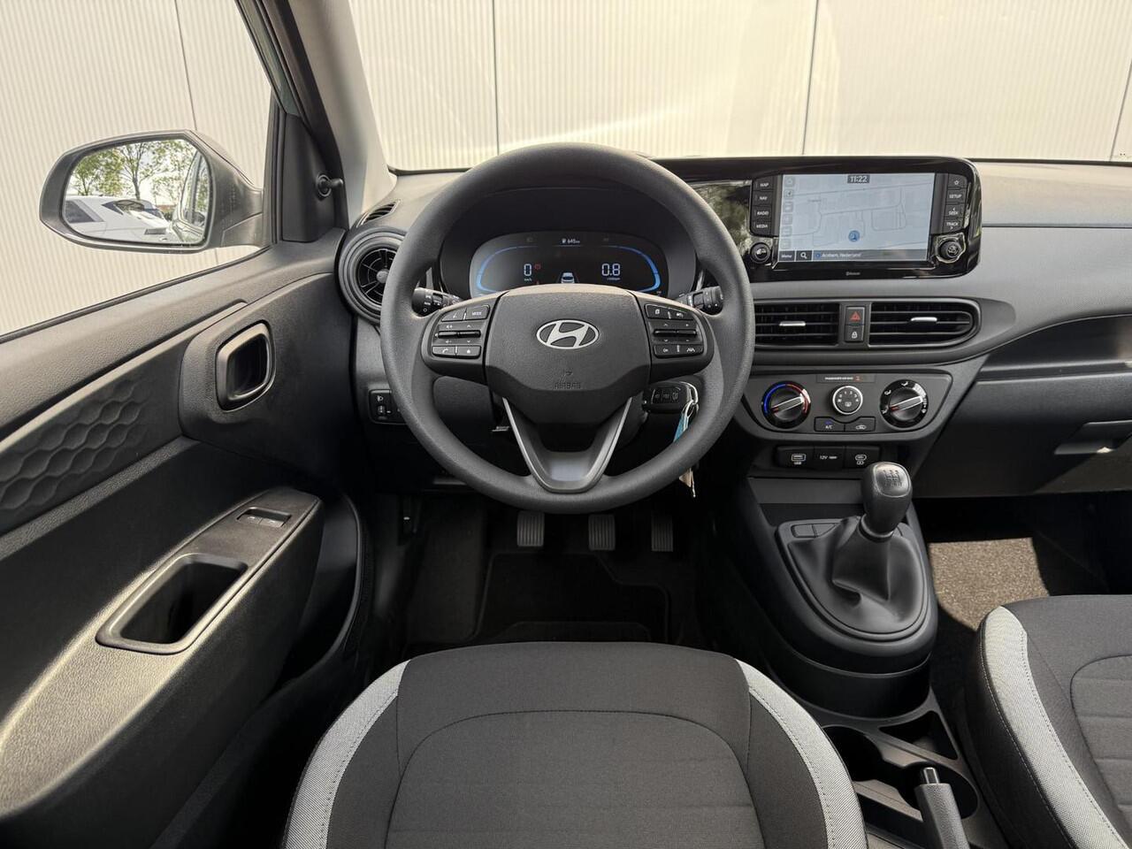 Hyundai I 10 1.0 Comfort / Navigatie / Achteruitrijcamera / Cruise Control / Airco / Snel Leverbaar! /
