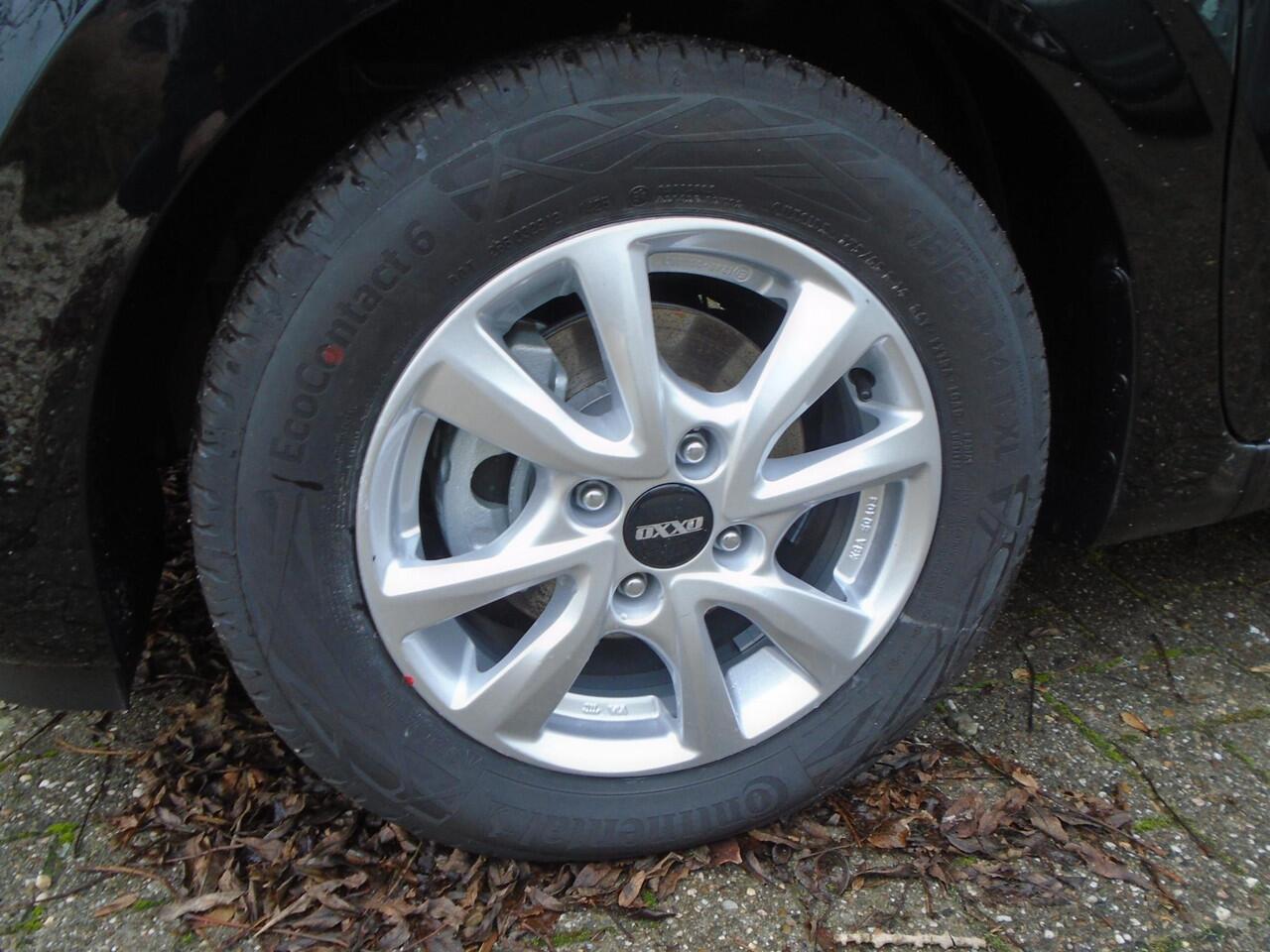 Hyundai I 10 1.0 Comfort 2025MY met groot navigatie & lm velgen